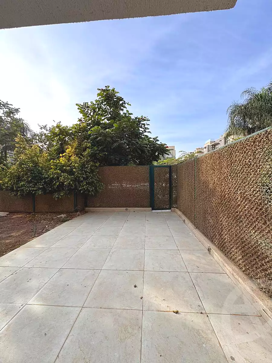 https://aqarmap.com.eg/en/listing/6597765-for-sale-cairo-new-cairo-compounds-moon-valley