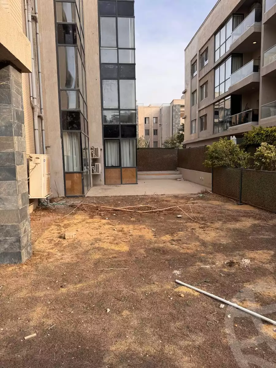 https://aqarmap.com.eg/en/listing/6597765-for-sale-cairo-new-cairo-compounds-moon-valley