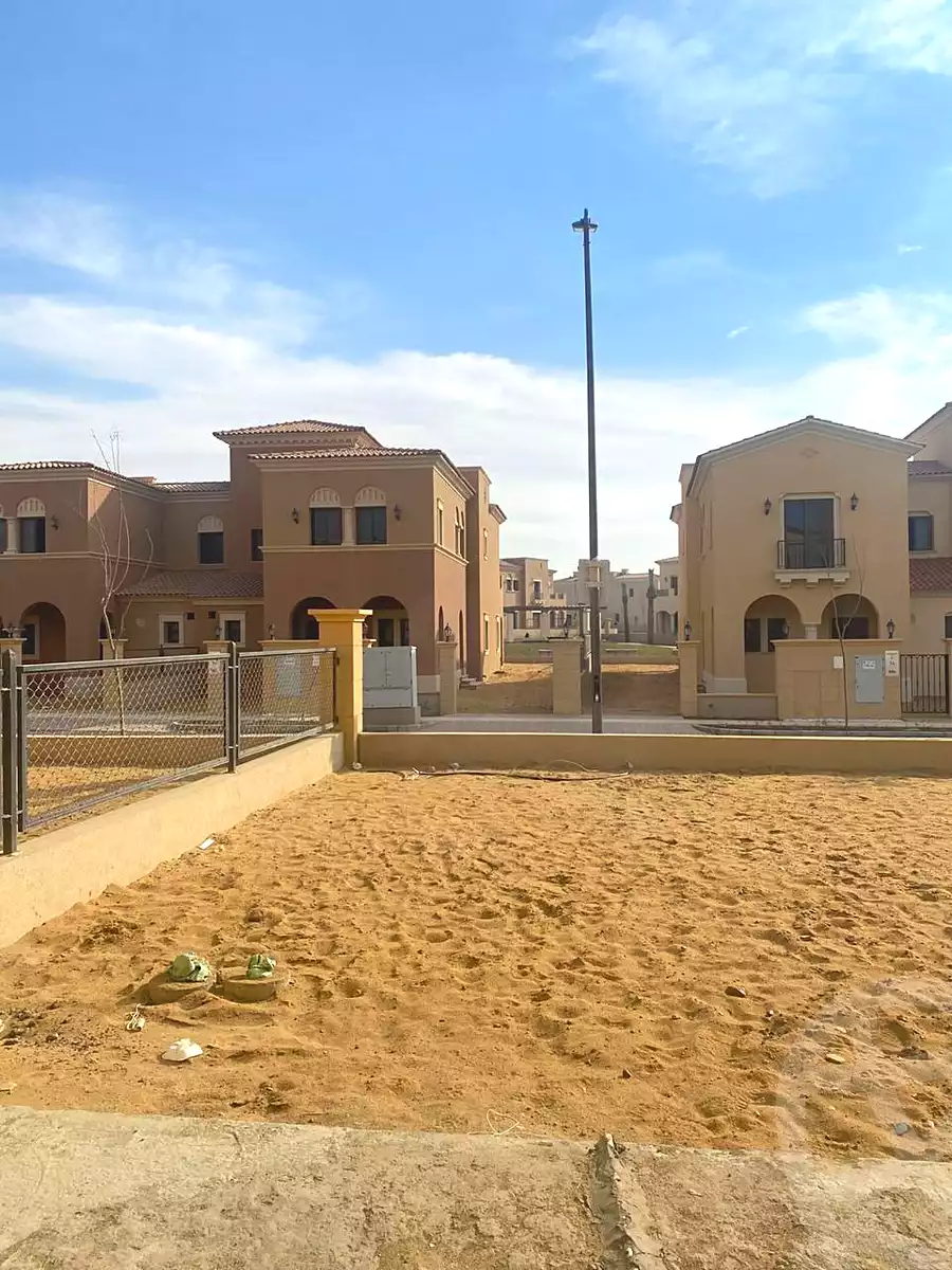 https://aqarmap.com.eg/en/listing/6597982-for-sale-cairo-new-cairo-compounds-city-gate-sapphire-city-gate