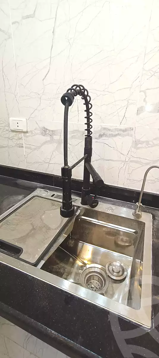 https://aqarmap.com.eg/ar/listing/6599595-for-sale-alexandria-l-jmy-lbytsh-bianchiii