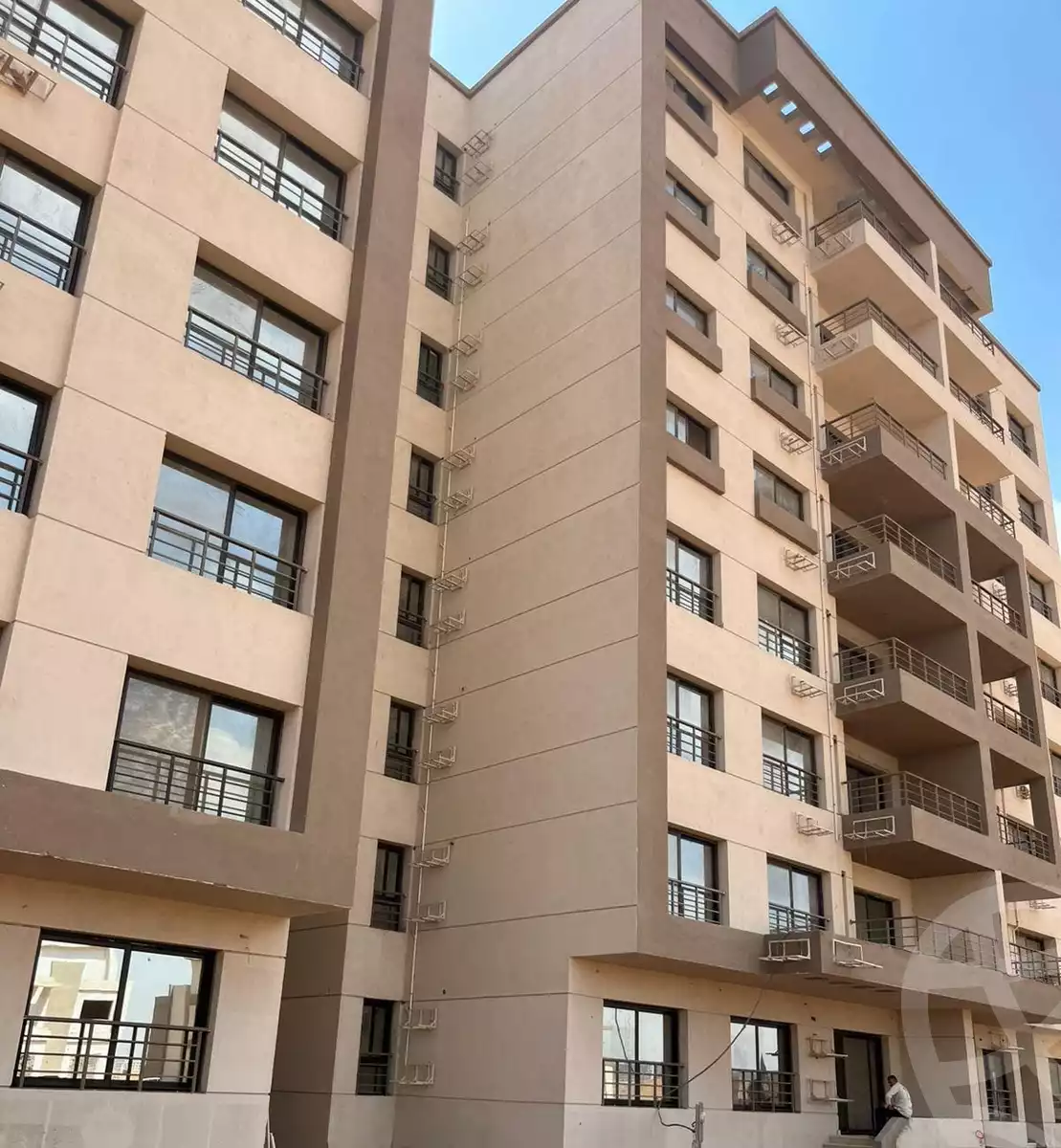 https://aqarmap.com.eg/en/listing/6601470-for-sale-cairo-new-administrative-capital-r8-rmtn