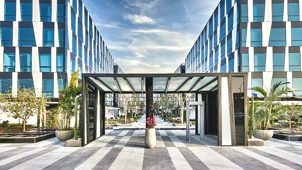 https://aqarmap.com.eg/en/listing/6601709-for-rent-cairo-el-sheikh-zayed-city-compounds-brk-stryt-mwl-sky