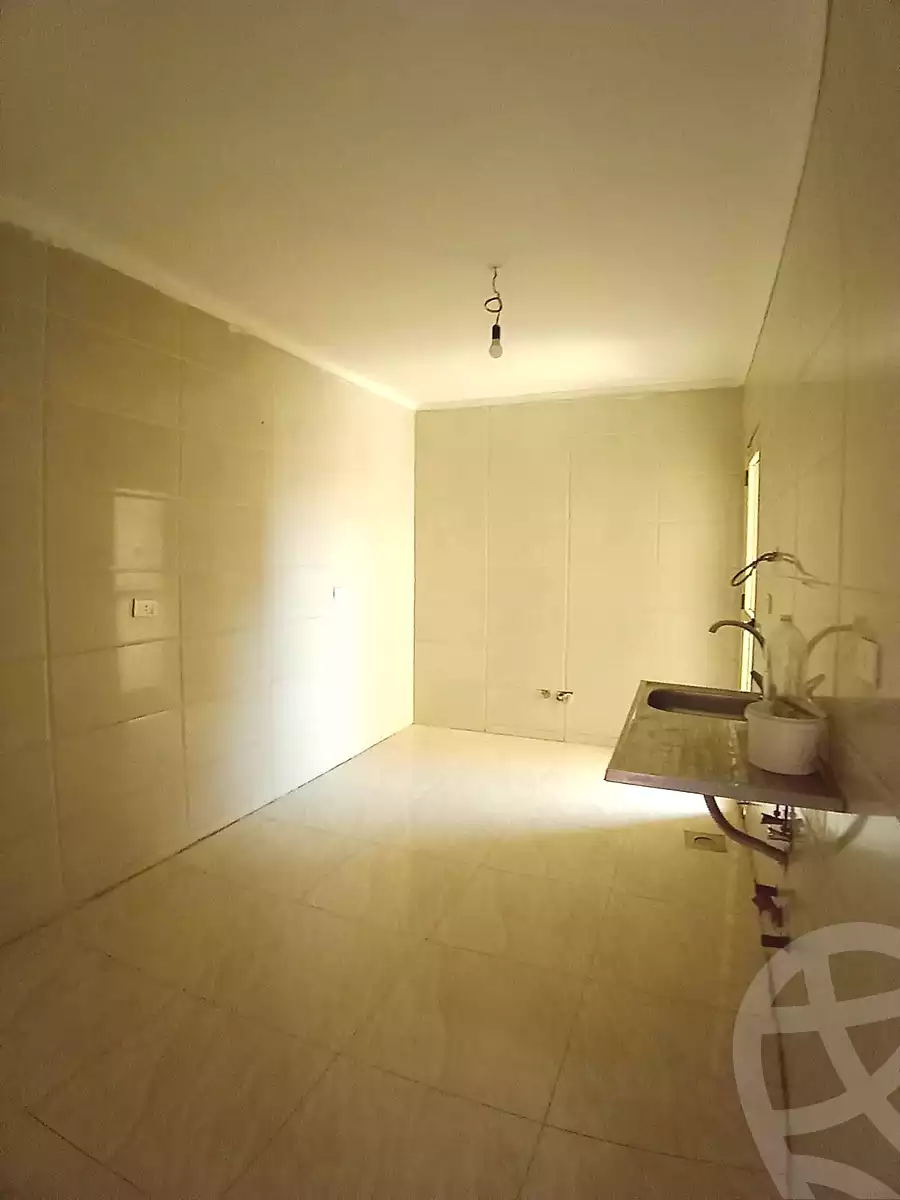 https://aqarmap.com.eg/ar/listing/6602983-for-rent-cairo-ain-shams-jsr-lswys