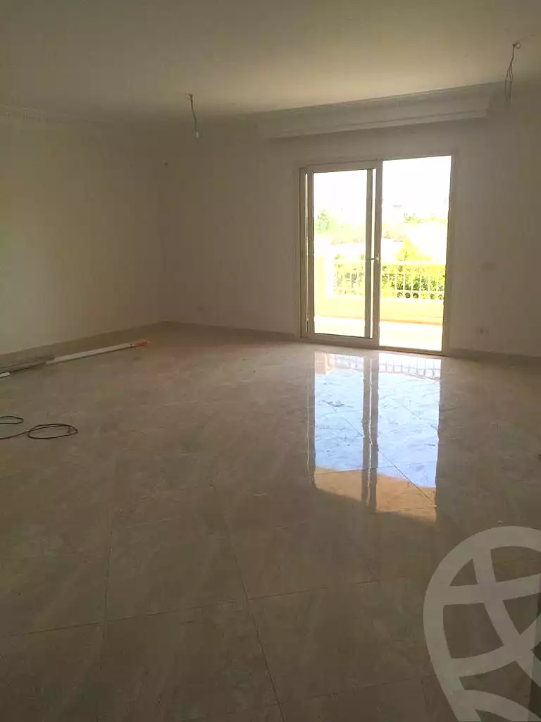 https://aqarmap.com.eg/en/listing/6603740-for-sale-cairo-el-sheikh-zayed-city-compounds-greens