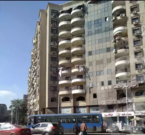 https://aqarmap.com.eg/ar/listing/6603129-for-sale-cairo-el-zaytun-hlmy-lzytwn-ibn-el-hakam-sq