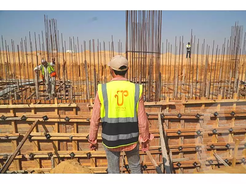 https://aqarmap.com.eg/en/listing/6605438-for-sale-cairo-6th-of-october-compounds-kmbwnd-b-twn-ryl-styt-llttwyr
