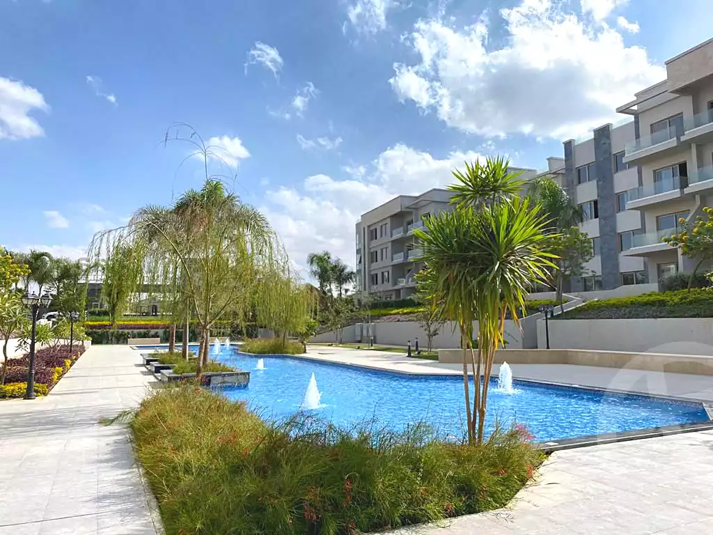 https://aqarmap.com.eg/en/listing/6605791-for-sale-cairo-new-cairo-compounds-galleria-moon-valley