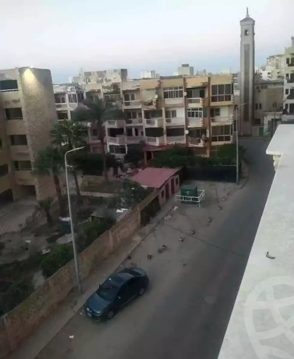 https://aqarmap.com.eg/en/listing/6608463-for-sale-alexandria-l-jmy-el-hanouvel-el-zahraa-city-st