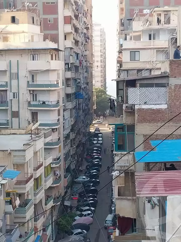 https://aqarmap.com.eg/ar/listing/6608499-for-sale-alexandria-sydy-bshr-sydy-bshr-bhry-gamal-abd-el-nasir-st