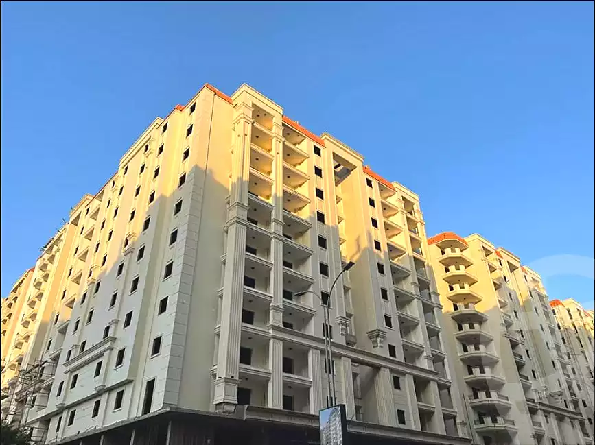 https://aqarmap.com.eg/en/listing/6608769-for-sale-alexandria-smouha-compounds-in-smouha-valore-smouha