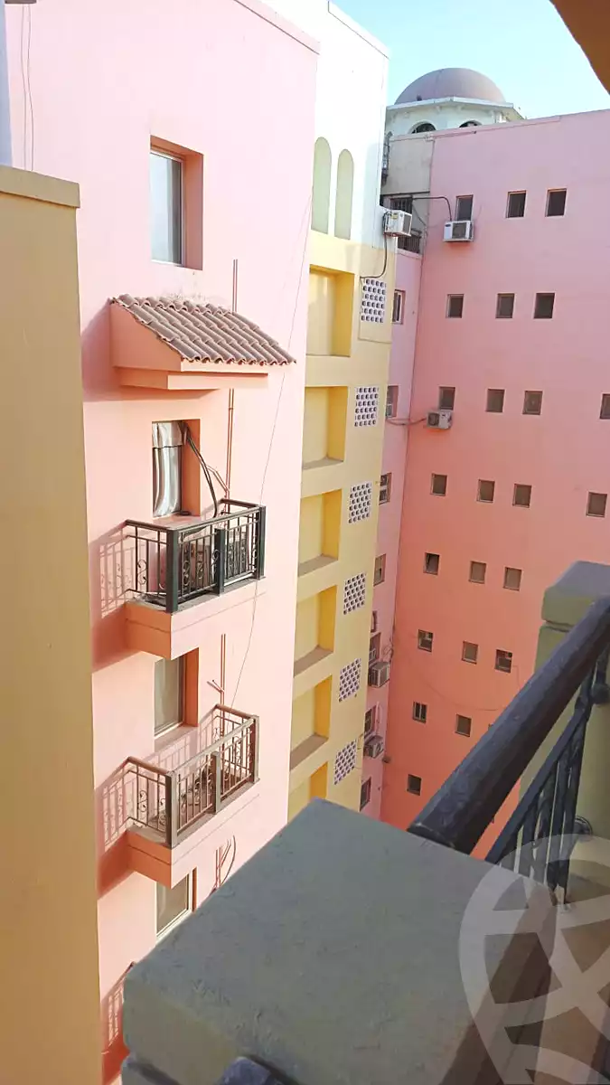 https://aqarmap.com.eg/en/listing/6608883-for-rent-cairo-6th-of-october-compounds-dream-land-flower-resort