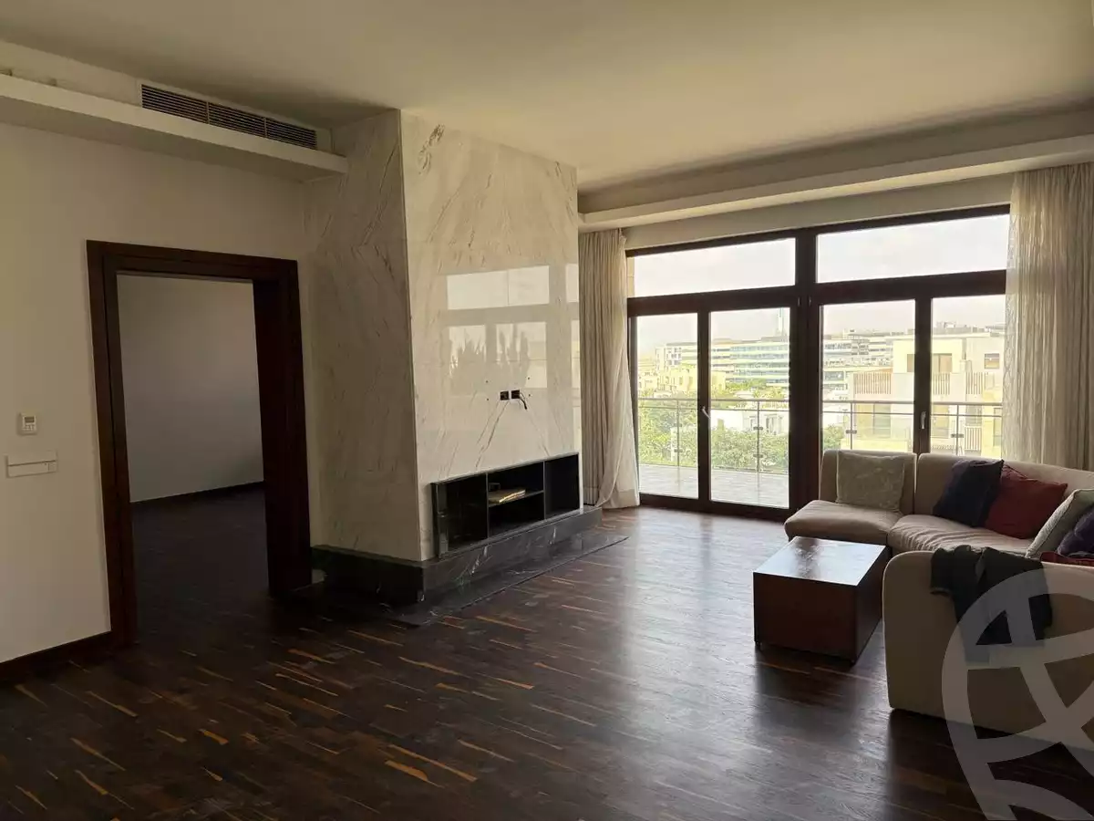 https://aqarmap.com.eg/en/listing/6609007-for-rent-cairo-el-sheikh-zayed-city-compounds-beverly-hills