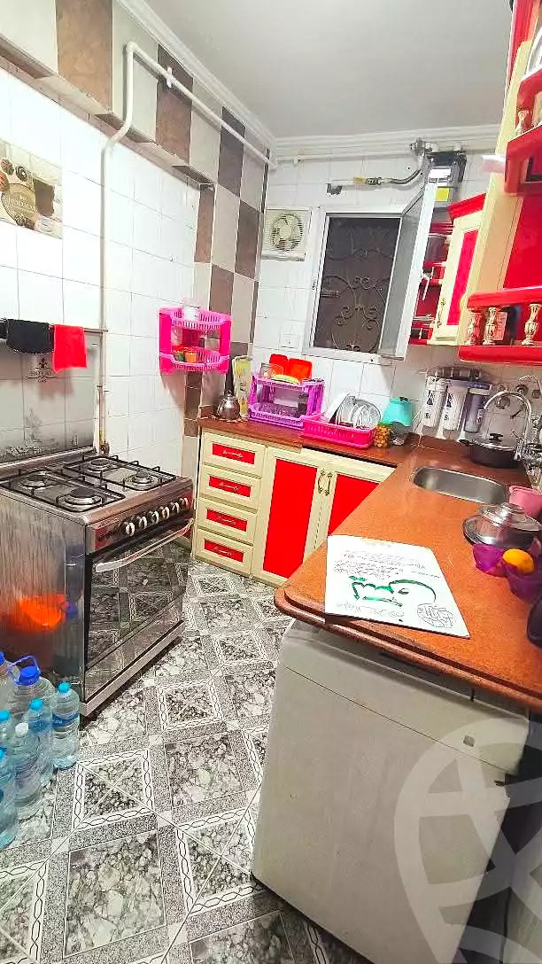 https://aqarmap.com.eg/ar/listing/6609583-for-sale-alexandria-l-jmy-lbytsh-qased-kareem-st