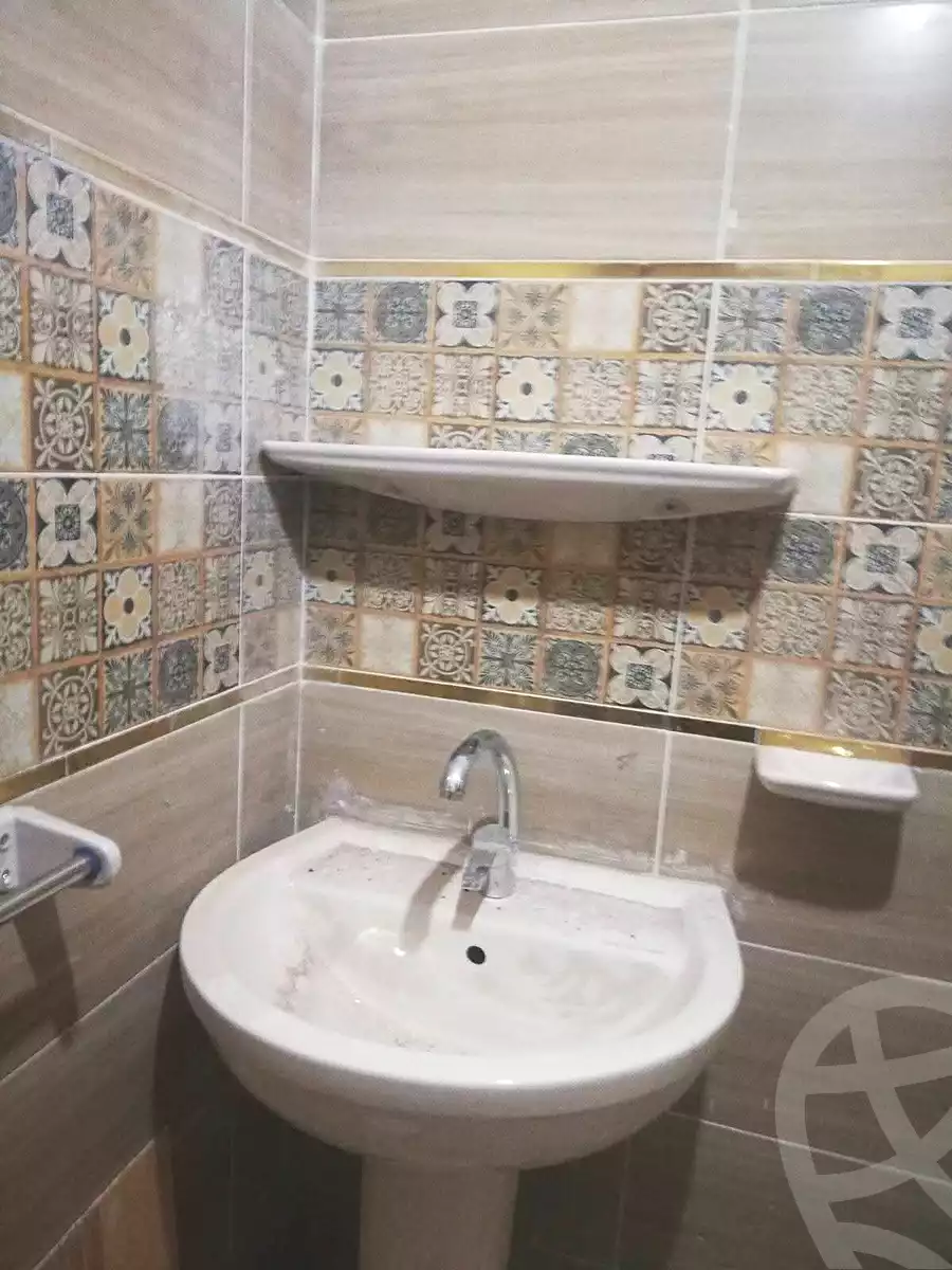 https://aqarmap.com.eg/ar/listing/6609765-for-sale-alexandria-l-jmy-lbytsh-kafr-el-agamy-st