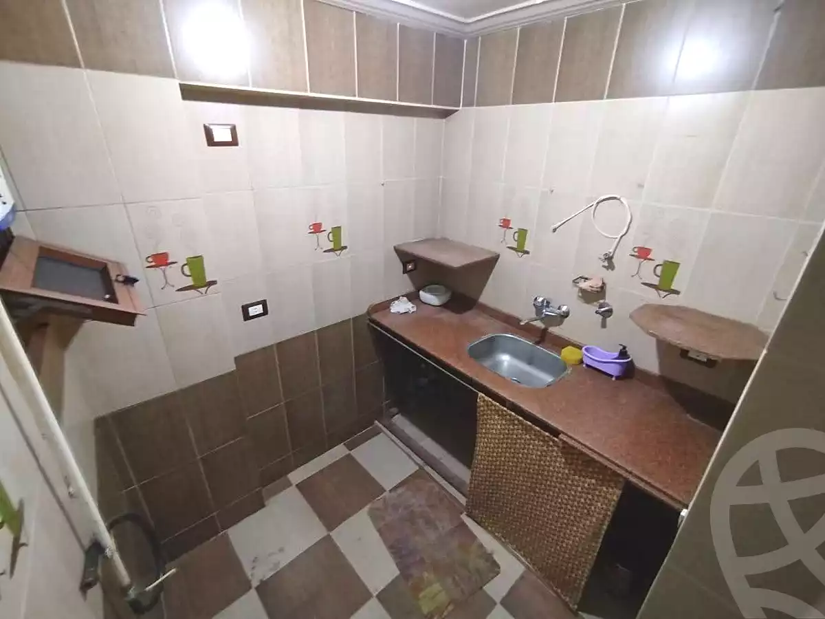 https://aqarmap.com.eg/ar/listing/6609770-for-sale-alexandria-l-jmy-lbytsh-el-tayar-st