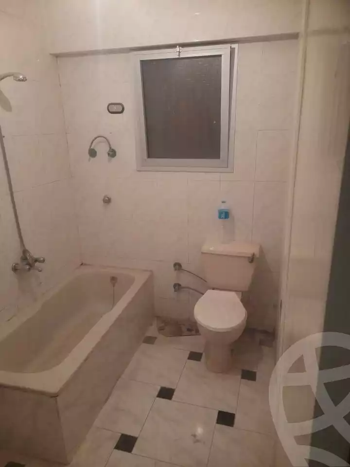 https://aqarmap.com.eg/en/listing/6609794-for-sale-alexandria-l-jmy-el-hanouvel-al-asdakaa-st