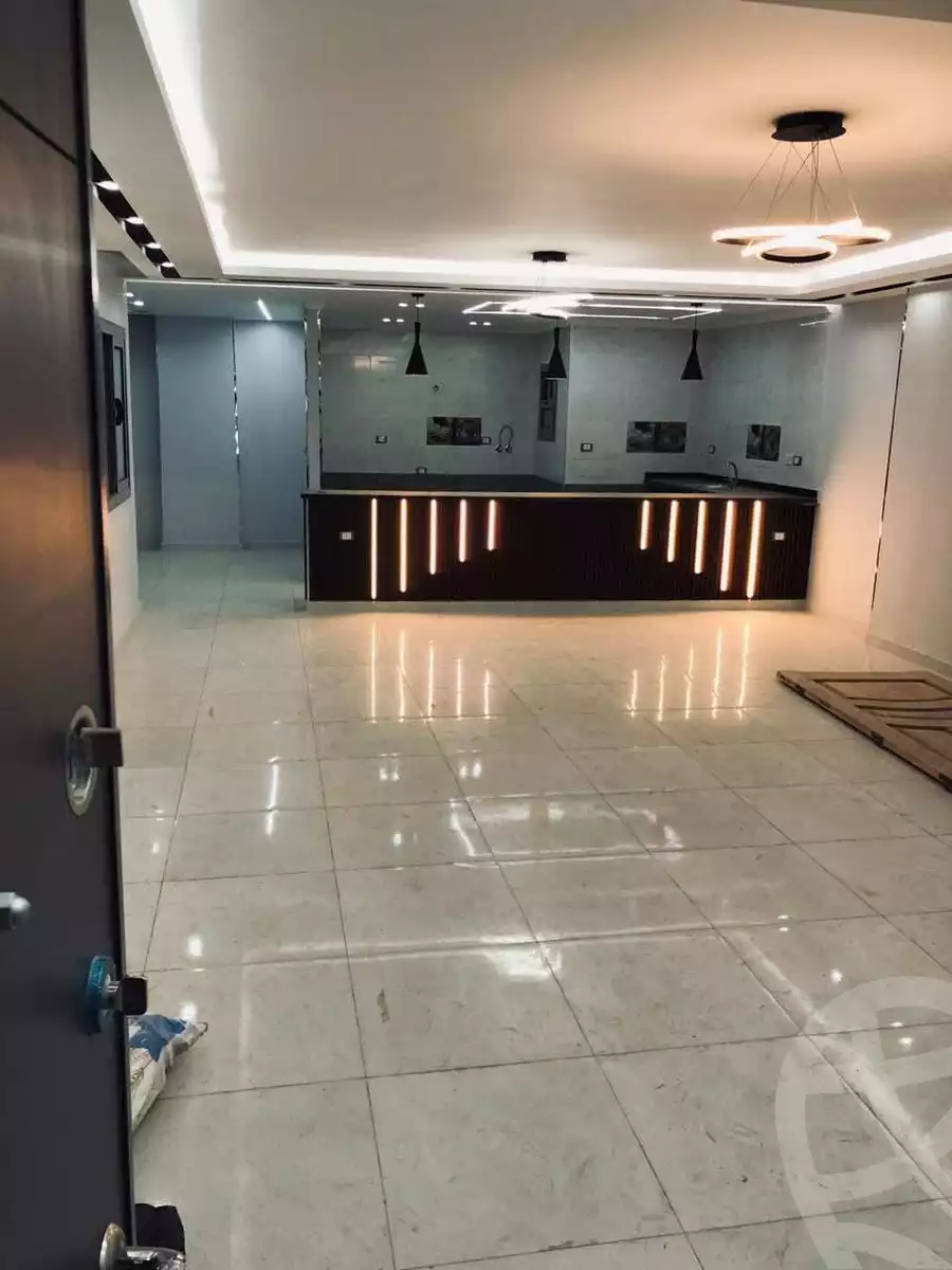 https://aqarmap.com.eg/ar/listing/6610981-for-sale-cairo-helwan-mohamed-sayed-ahmed-st