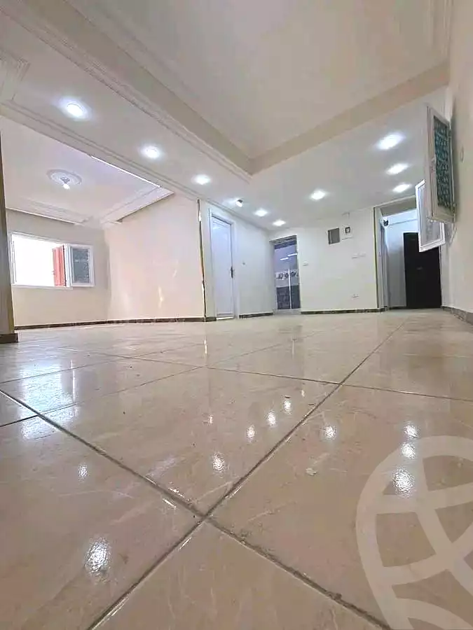 https://aqarmap.com.eg/ar/listing/6612193-for-sale-cairo-helwan-helwan-el-sharkeya-abd-el-rahman-pasha-st