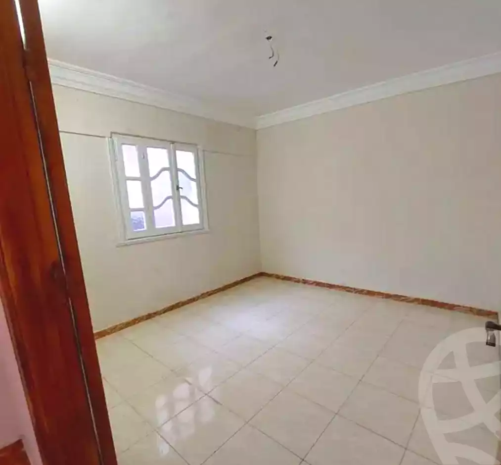 https://aqarmap.com.eg/ar/listing/6613279-for-sale-alexandria-el-asafra-l-sfr-bhry