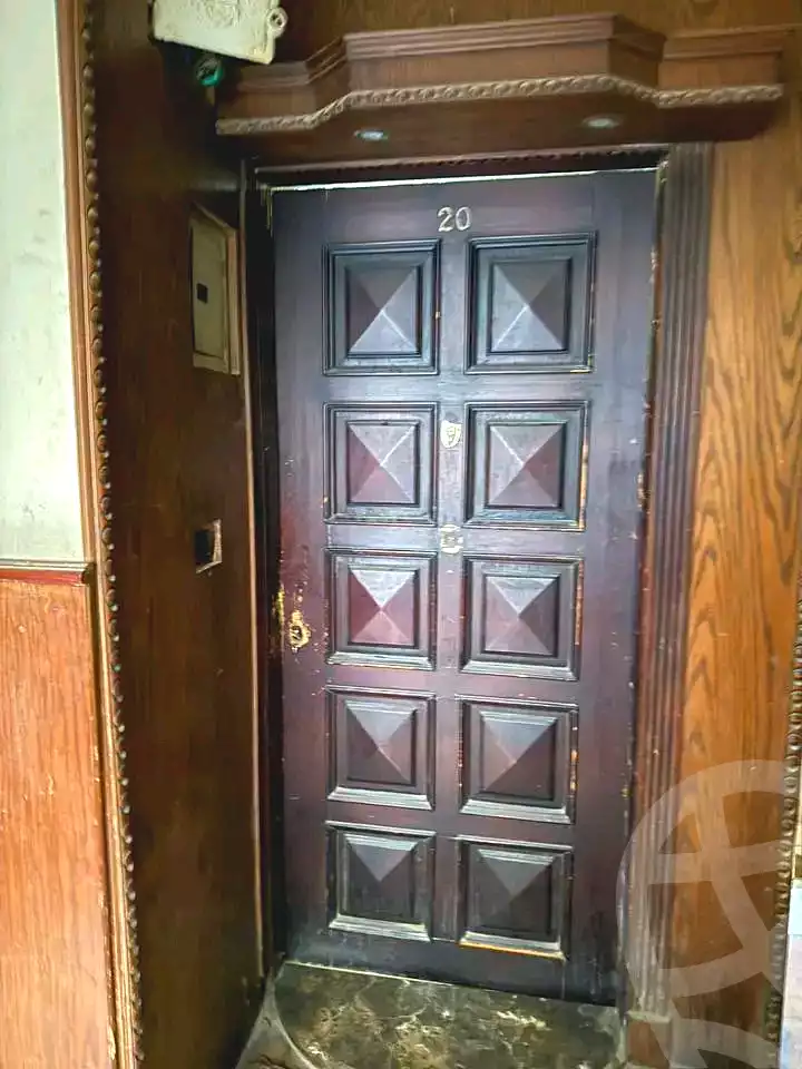 https://aqarmap.com.eg/ar/listing/6613712-for-sale-cairo-ain-shams-ain-shams-el-sharkia-genenat-el-sherif-st