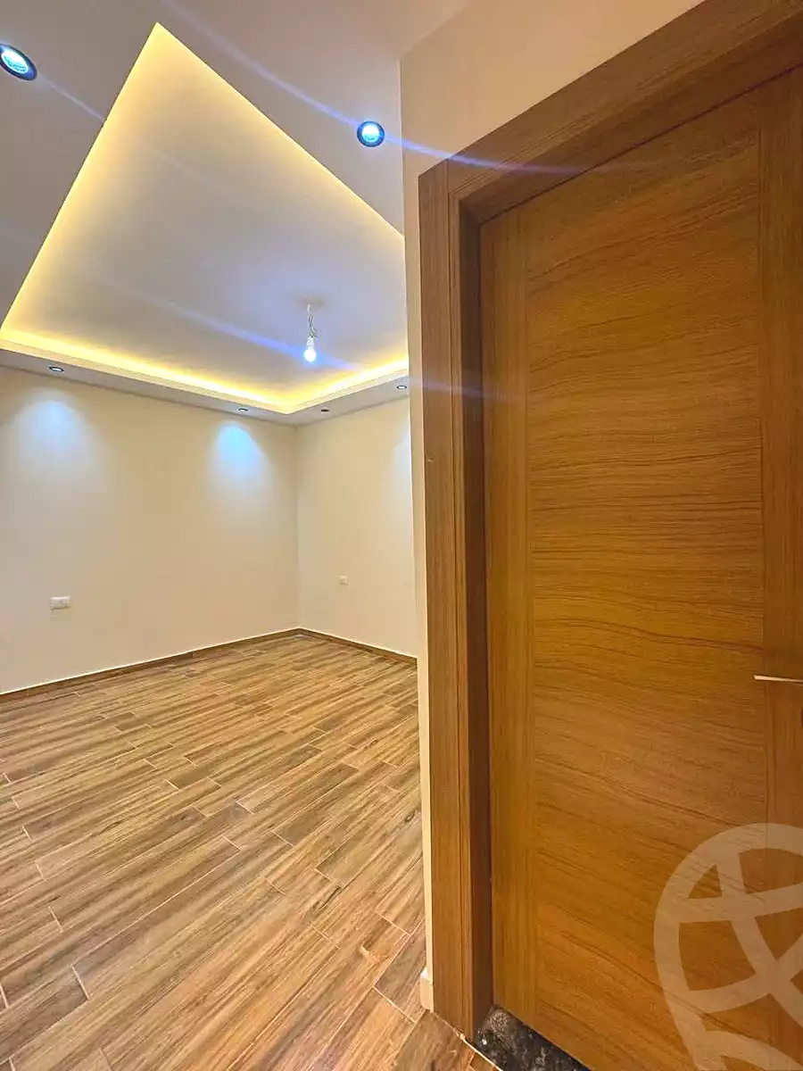 https://aqarmap.com.eg/en/listing/6615517-for-sale-cairo-mokattam-el-hadabah-el-wosta-el-mantaqa-el-olaa-baron-school-street