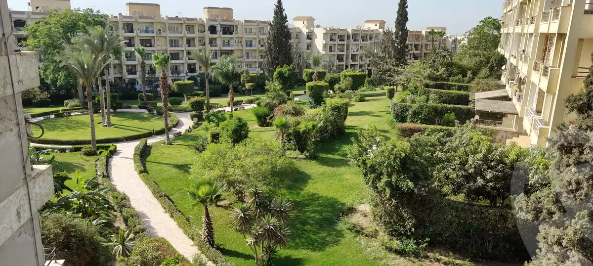 https://aqarmap.com.eg/en/listing/6617457-for-sale-cairo-el-sheikh-zayed-city-compounds-zayed-2000