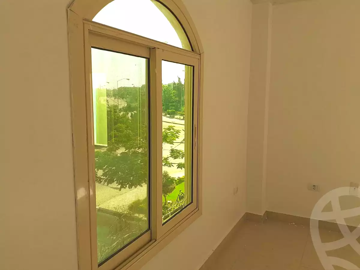 https://aqarmap.com.eg/ar/listing/6617498-for-sale-cairo-6th-of-october-el-hay-el-motamyz-el-motamayez-neighborhood-abd-el-moneim-riad-st