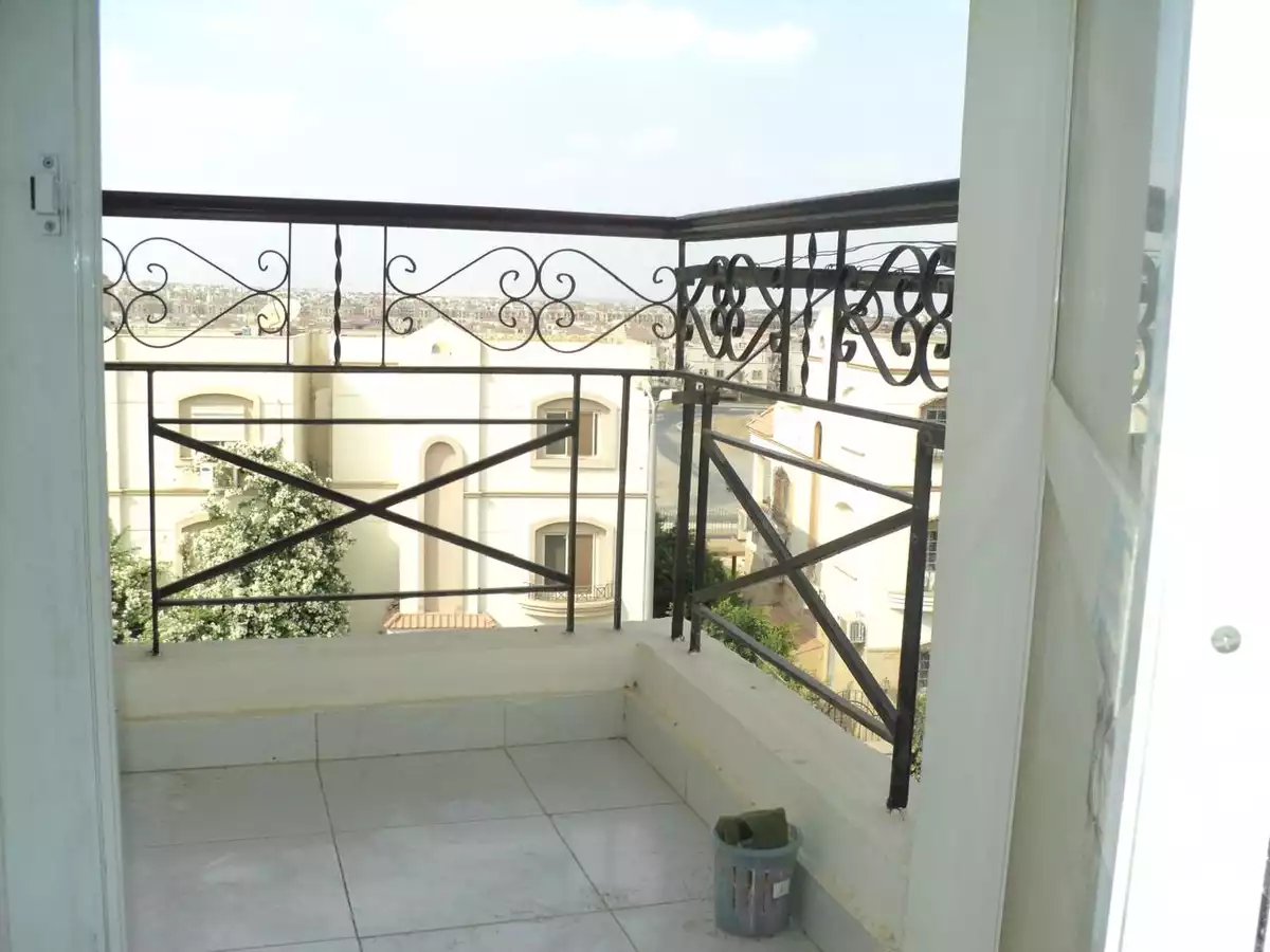 https://aqarmap.com.eg/en/listing/6618605-for-sale-cairo-el-sheikh-zayed-city-compounds-hadayek-el-mohandiseen