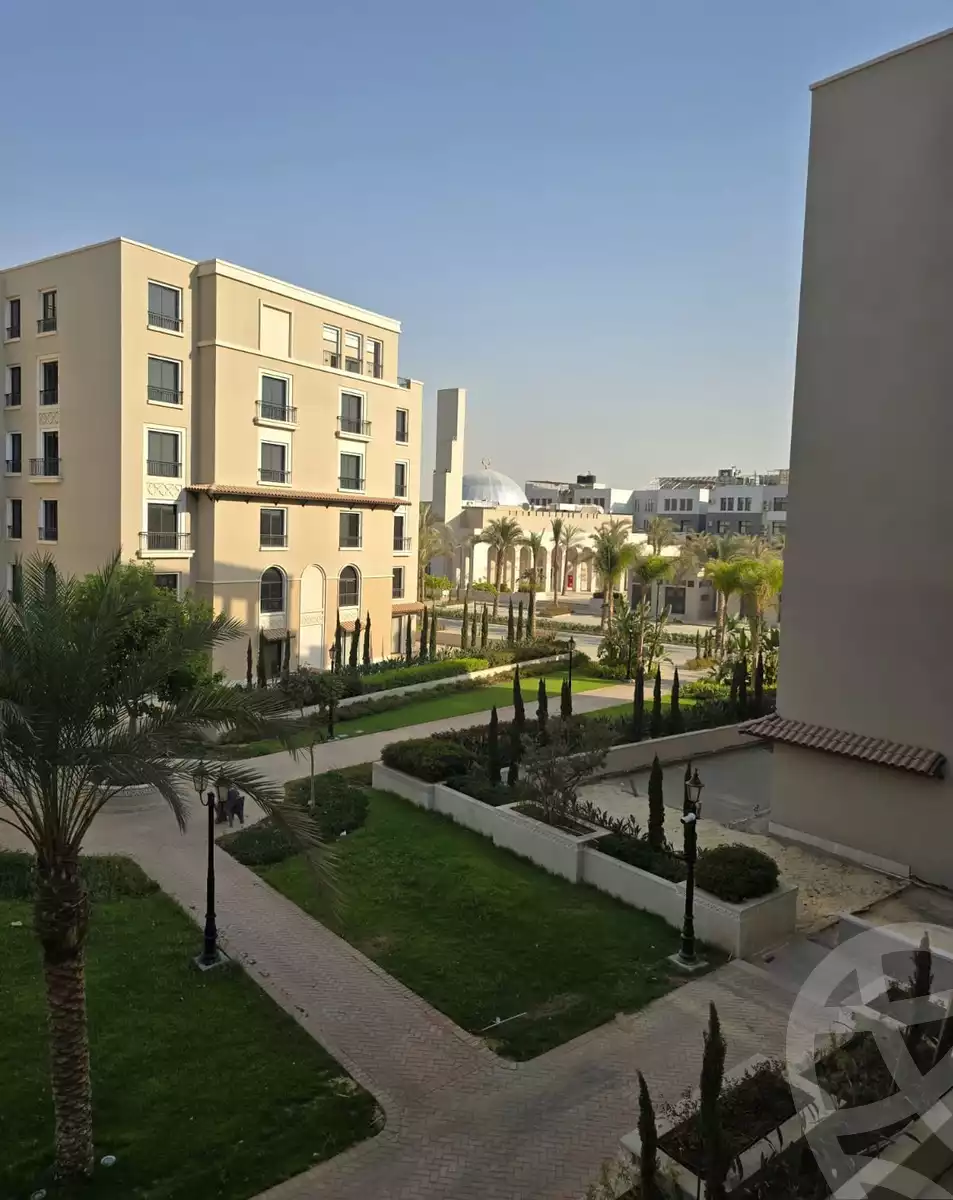 https://aqarmap.com.eg/en/listing/6620021-for-sale-cairo-el-sheikh-zayed-city-compounds-kmbwnd-fyldj-wyst-dr-llttwyr