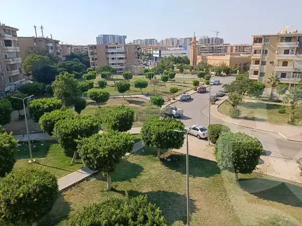 https://aqarmap.com.eg/ar/listing/6621345-for-sale-cairo-el-sheikh-zayed-city-el-hay-elawel-street-10