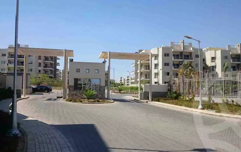 https://aqarmap.com.eg/en/listing/6622019-for-rent-cairo-el-sheikh-zayed-city-compounds-dh-drys