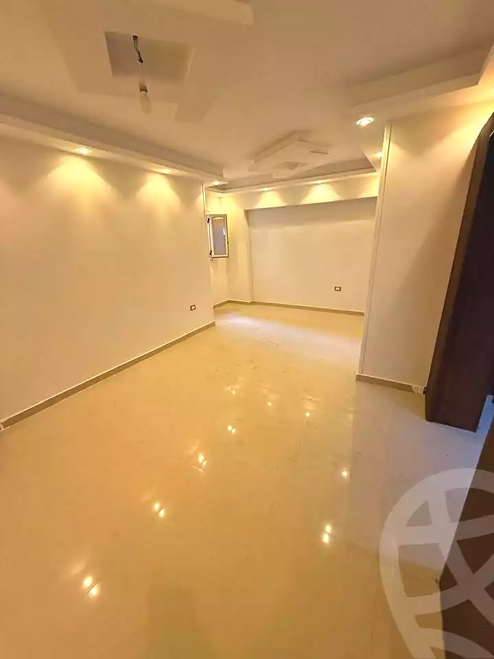 https://aqarmap.com.eg/ar/listing/6622953-for-sale-alexandria-el-mandara-alex-el-mandara-bahri-sidi-kamal-st
