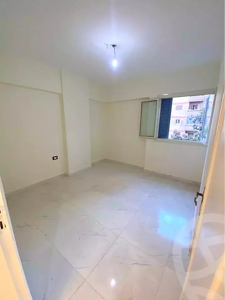 https://aqarmap.com.eg/ar/listing/6623019-for-sale-alexandria-sydy-bshr-sydy-bshr-qbly-faisal-city