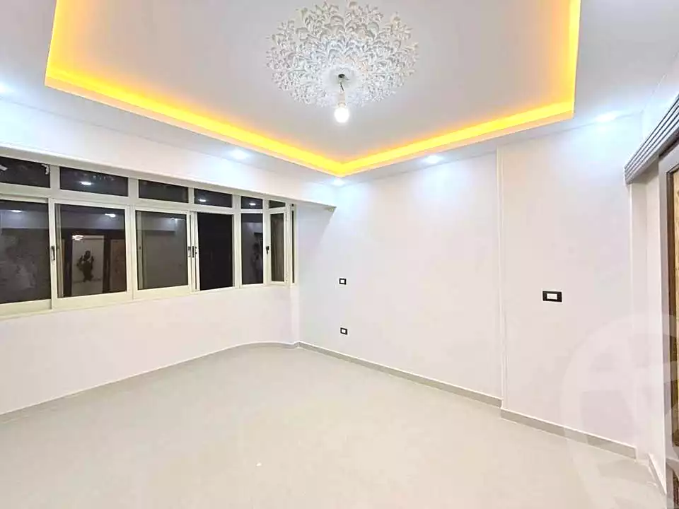 https://aqarmap.com.eg/en/listing/6623326-for-sale-alexandria-el-mandara-shr-jml-bd-lnsr