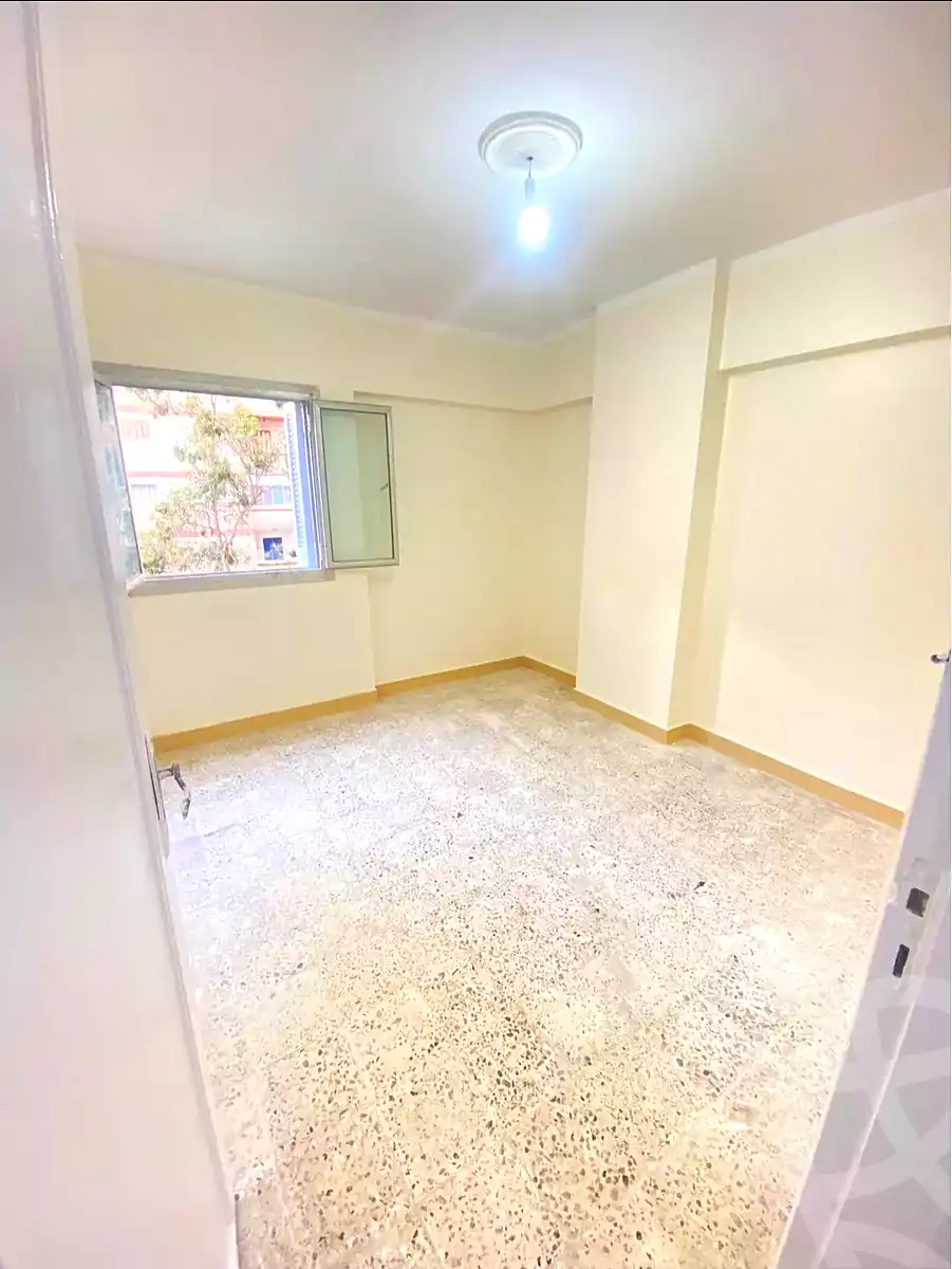 https://aqarmap.com.eg/ar/listing/6623724-for-sale-alexandria-sydy-bshr-sydy-bshr-qbly-faisal-city
