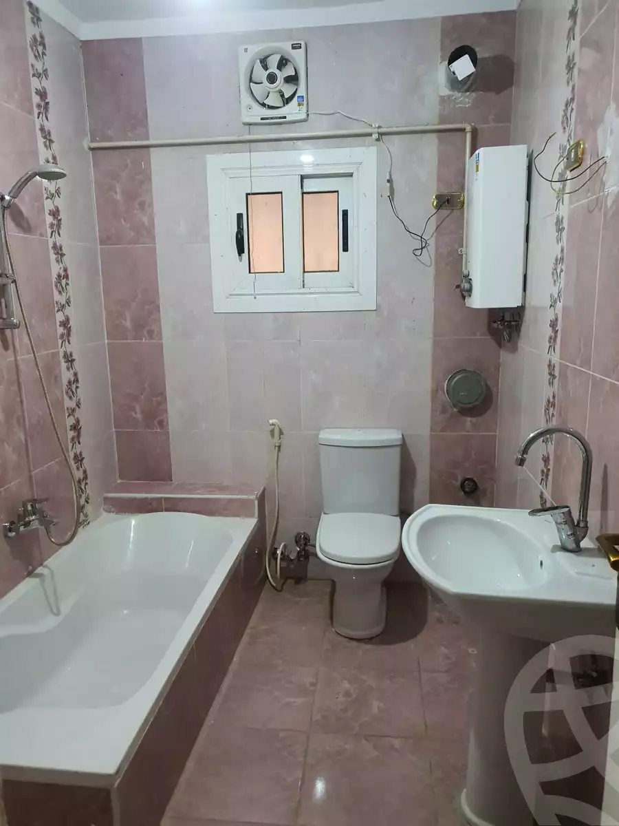 https://aqarmap.com.eg/en/listing/6624161-for-rent-cairo-faisal-shareaa-el-malek-fasel