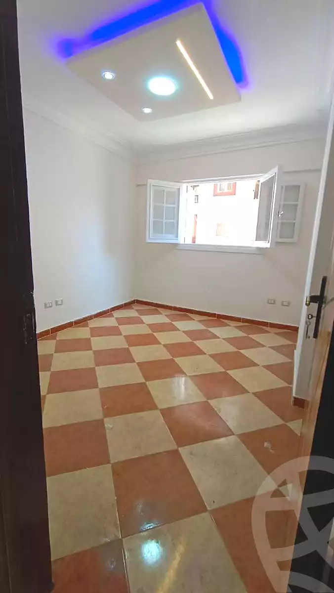https://aqarmap.com.eg/ar/listing/6624556-for-sale-alexandria-lsywf-el-daraeb-st
