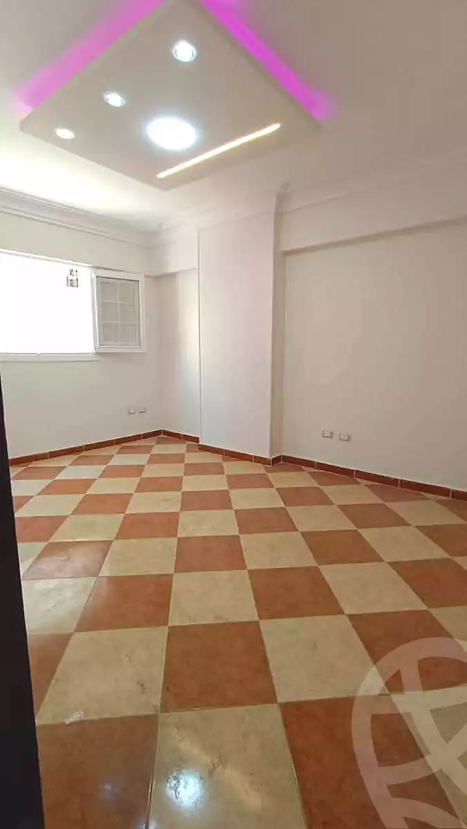 https://aqarmap.com.eg/ar/listing/6624556-for-sale-alexandria-lsywf-el-daraeb-st