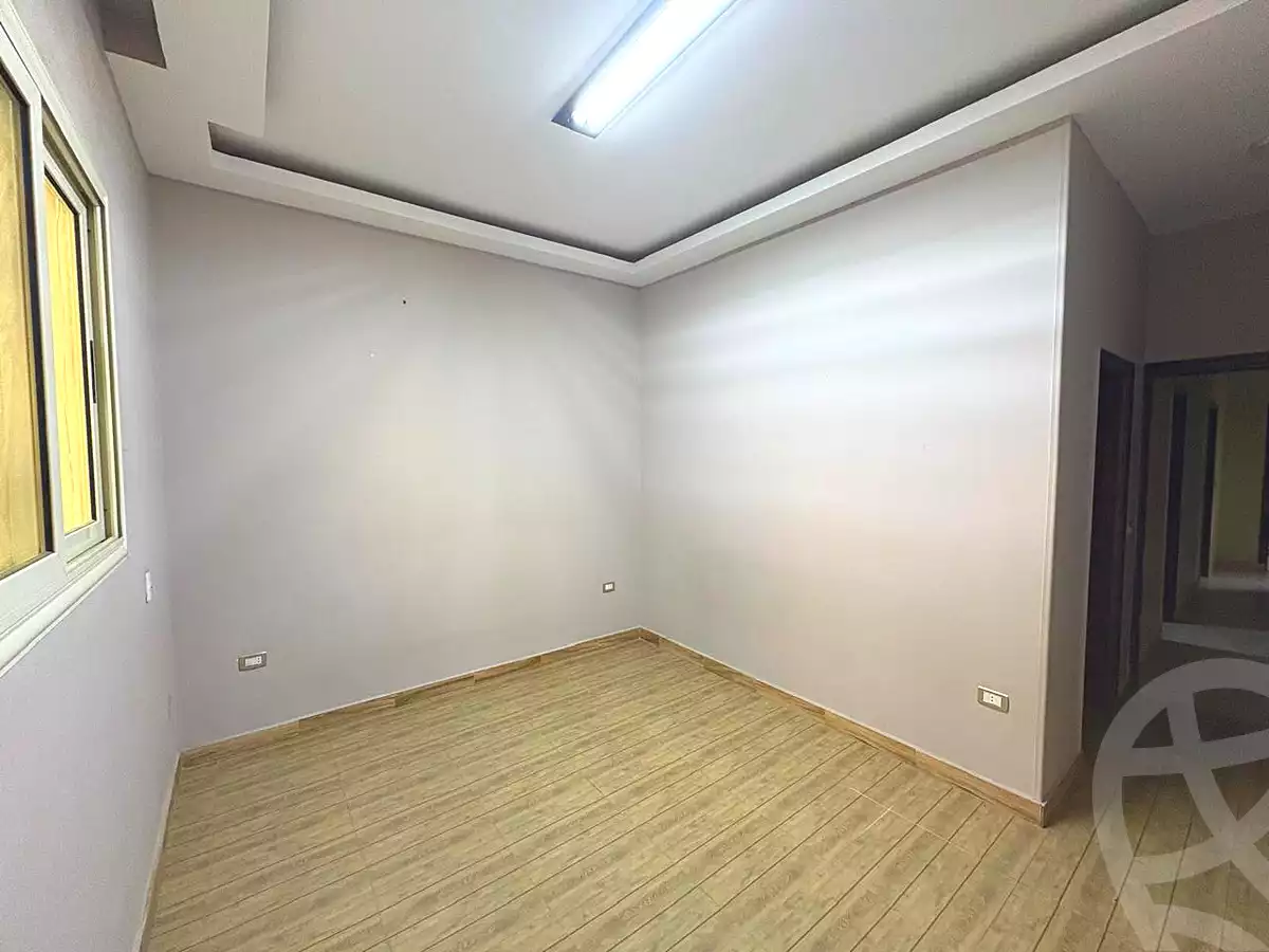 https://aqarmap.com.eg/ar/listing/6625113-for-sale-cairo-6th-of-october-el-ahyaa-neighborhood-4th