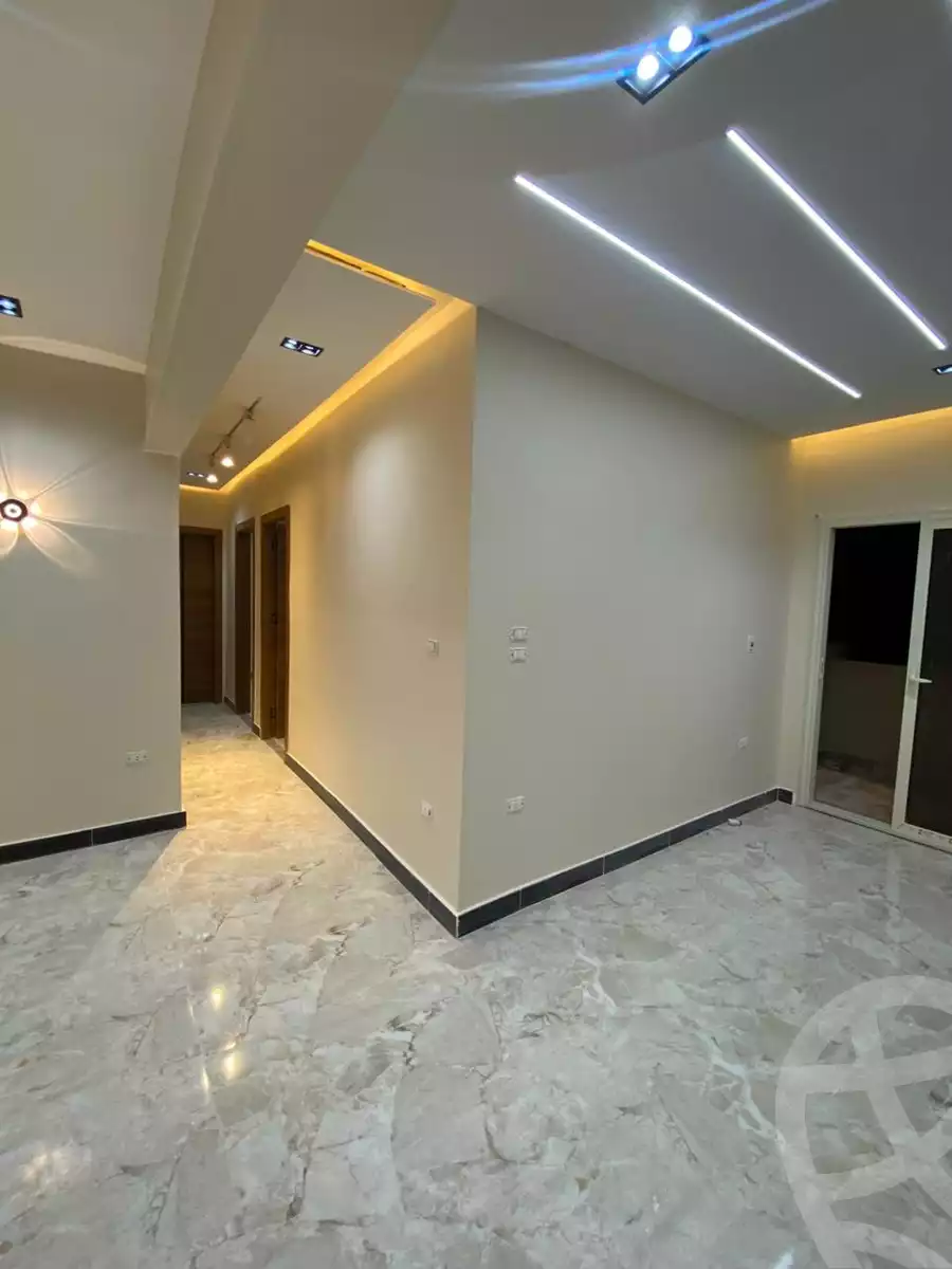 https://aqarmap.com.eg/ar/listing/6625118-for-sale-cairo-el-sheikh-zayed-city-el-hay-elsades-ashaer