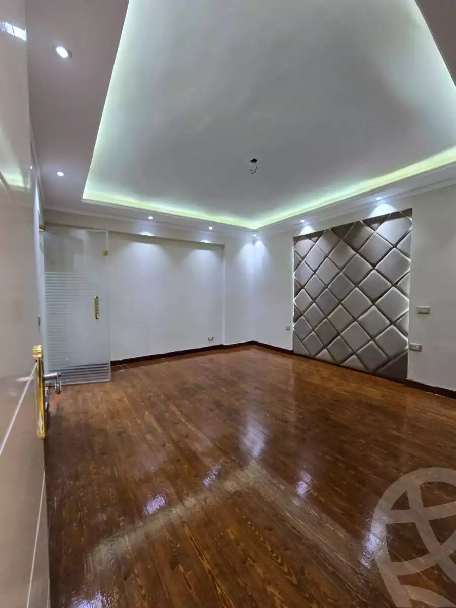 https://aqarmap.com.eg/ar/listing/6625418-for-sale-alexandria-el-asafra-l-sfr-bhry