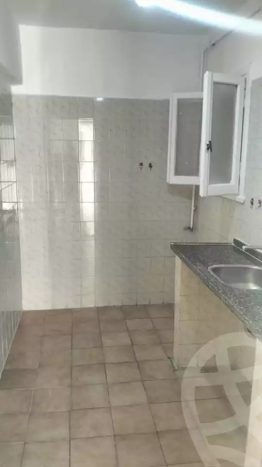 https://aqarmap.com.eg/ar/listing/6626339-for-sale-alexandria-el-asafra-l-sfr-bhry
