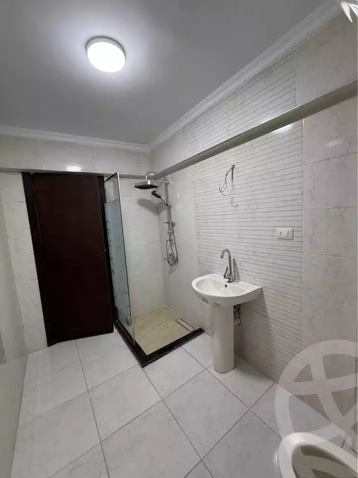 https://aqarmap.com.eg/ar/listing/6626366-for-sale-alexandria-el-asafra-l-sfr-bhry