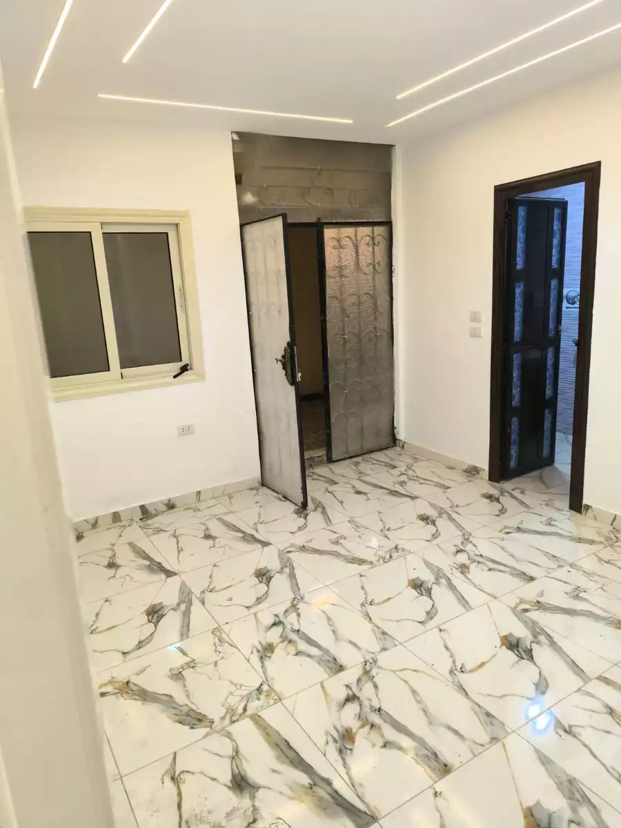 https://aqarmap.com.eg/ar/listing/6626544-for-sale-cairo-new-cairo-ganob-el-akadamiya-south-academy-z