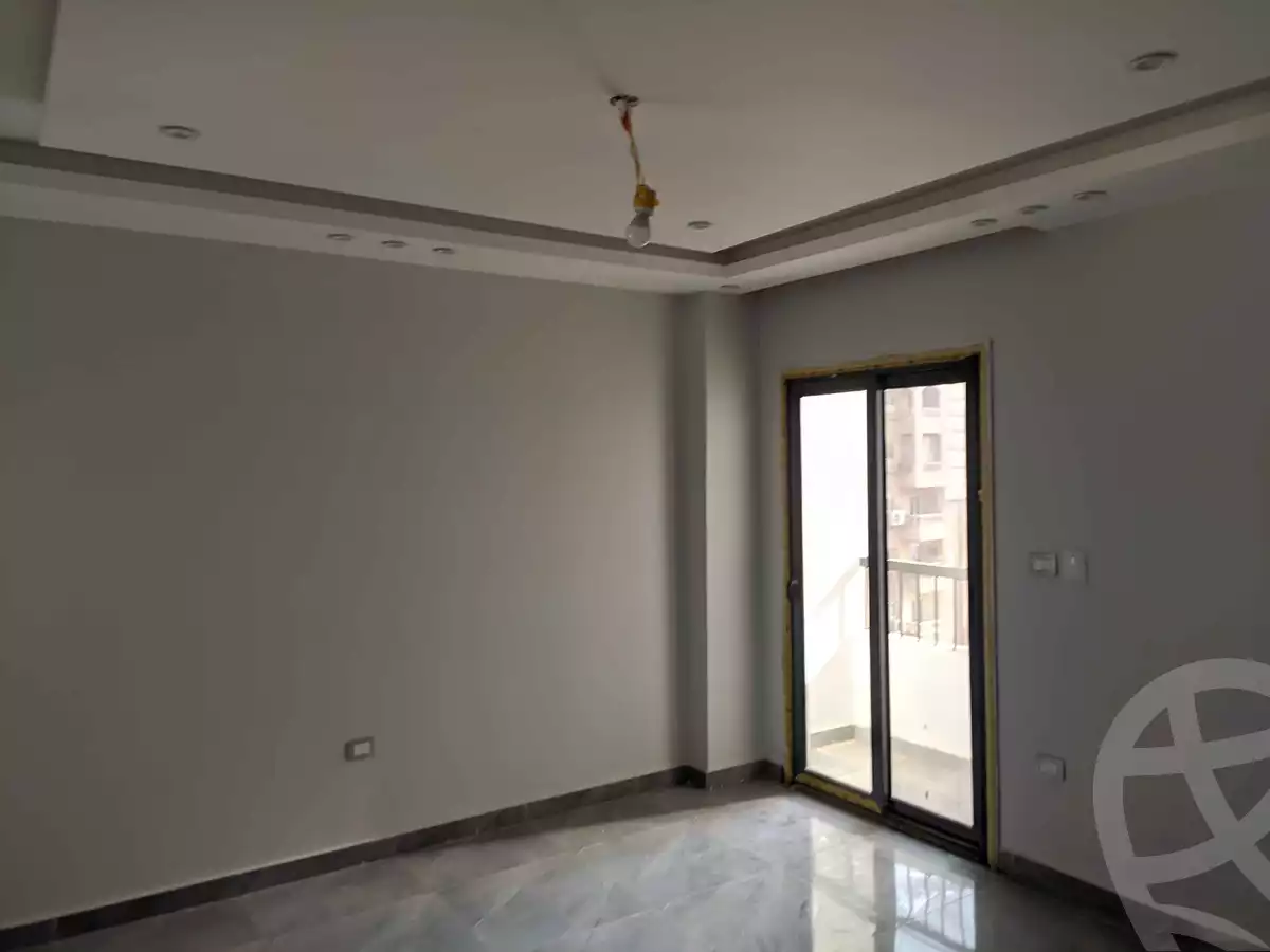 https://aqarmap.com.eg/ar/listing/6627820-for-rent-cairo-helwan-rostom-st