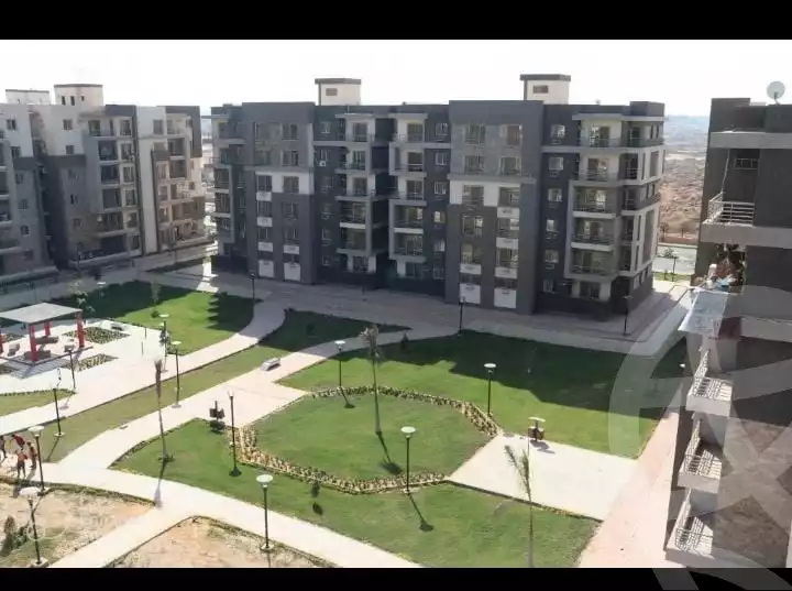 https://aqarmap.com.eg/ar/listing/6628199-for-sale-cairo-6th-of-october-compounds-mountain-view-icity-october-lagoon-beach-park-mountain-view-icity