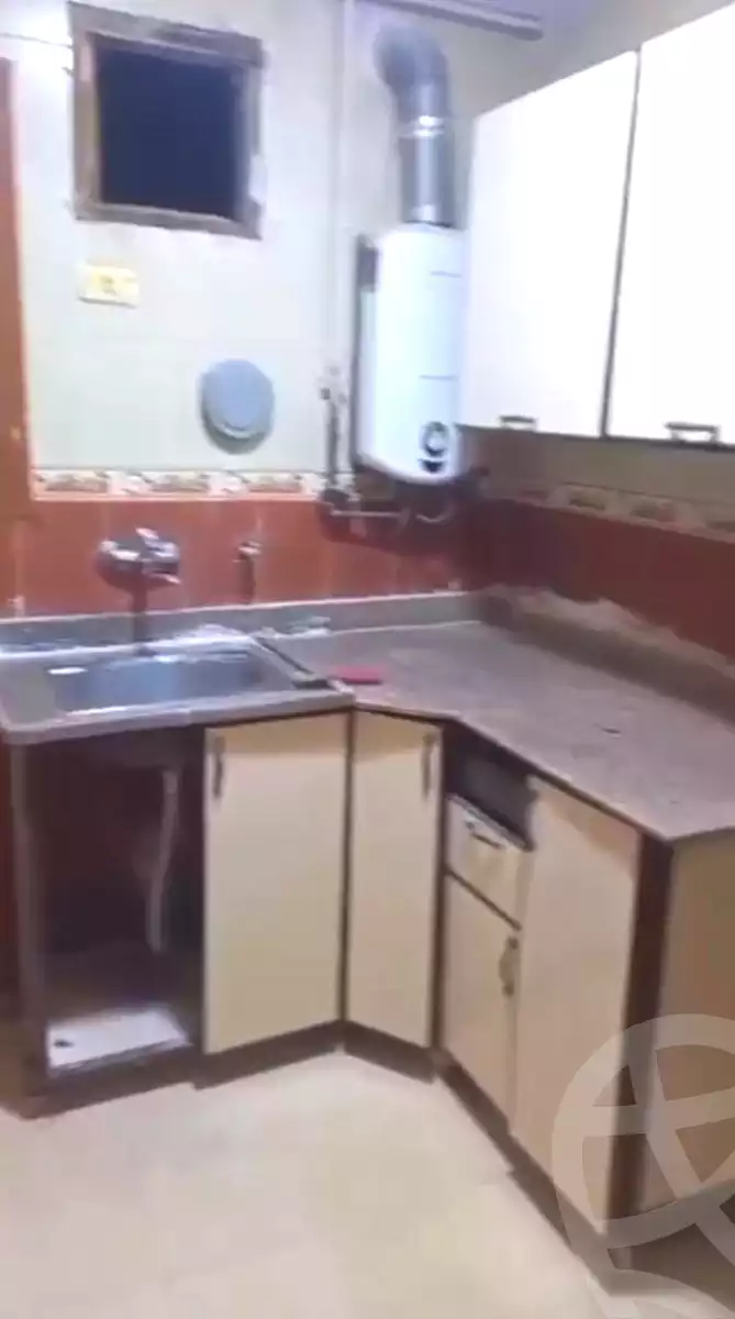 https://aqarmap.com.eg/en/listing/6629390-for-sale-cairo-faisal-kafr-tohormos-queen-nazli-st