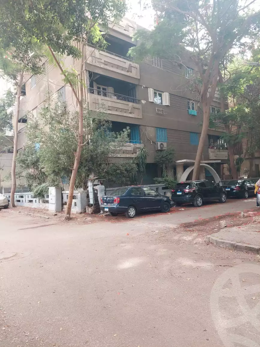 https://aqarmap.com.eg/en/listing/6629647-for-sale-cairo-manial-manial-st