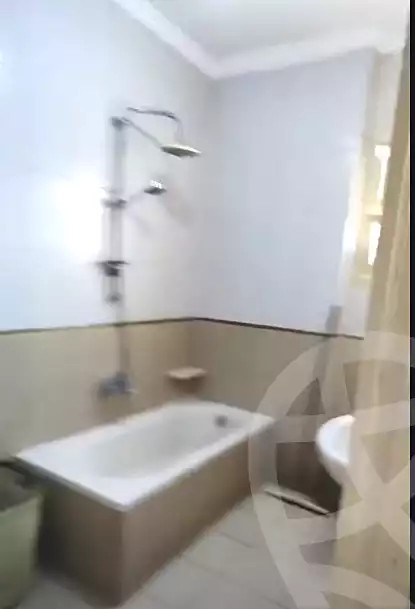 https://aqarmap.com.eg/ar/listing/6629945-for-sale-alexandria-miami-shr-jml-bd-lnsr