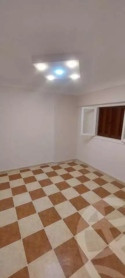 https://aqarmap.com.eg/en/listing/6630583-for-sale-alexandria-el-mandara-shr-jml-bd-lnsr